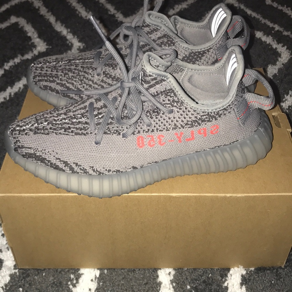 Yeezy Boost 350 V2 Beluga